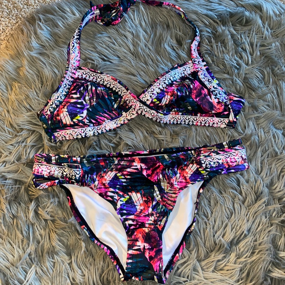 PINK Victoria Secret bikini size M